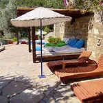 Hotel Sato Triopia Butik