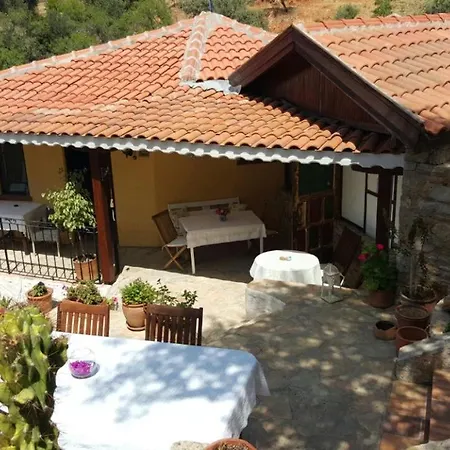 Ξενοδοχείο Sato Triopia Butik 3*