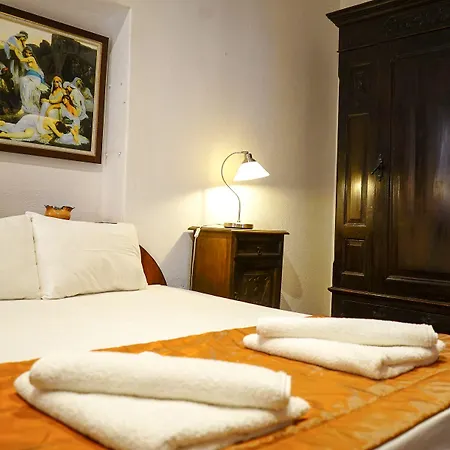 Sato Triopia Butik 3*