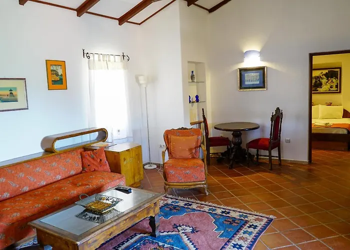 Sato Triopia Butik Yakakoy (Bodrum)